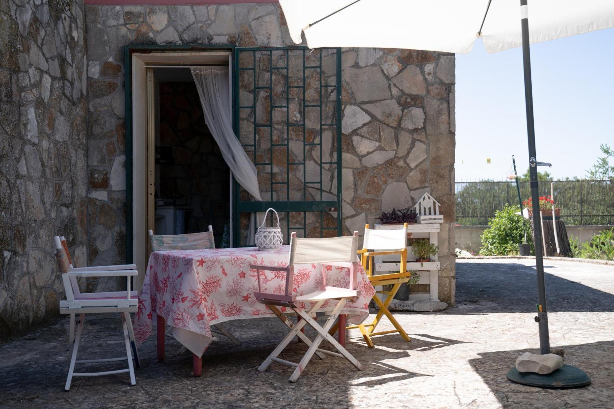 Villa Dan-Rooms In Monopoli Impalata Екстериор снимка
